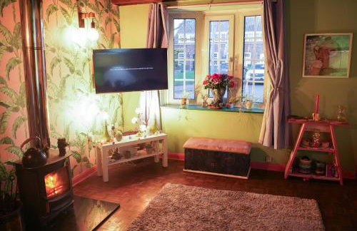 Pink Door Cottage - Foto 4