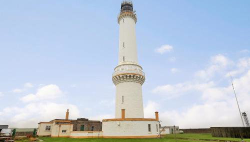 Aberdeen Lighthouse Cottages - coastal, dolphins - Foto 2, Garden, Garden view