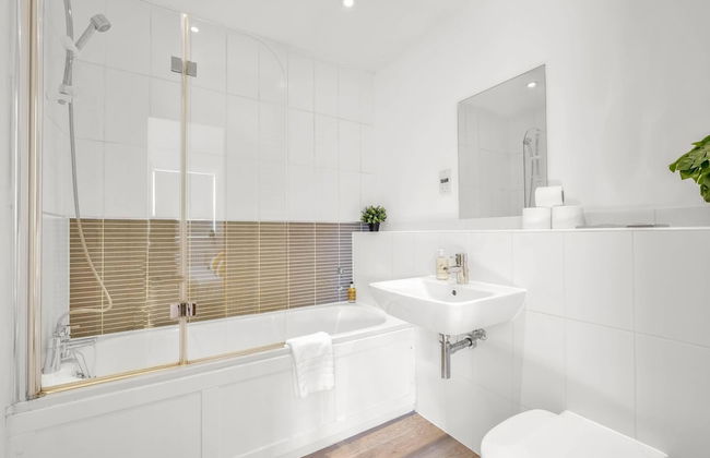 Foxherne 6 Bdrm, 3BA Hse -17 - Foto 24