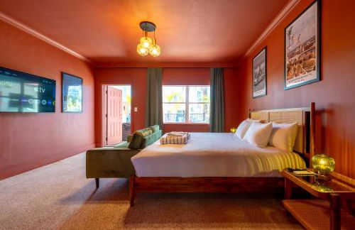 Monaco Vacation Rentals - Photo 49