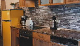 Ferienwohnung mit 3 Schlafzimmern im Vogtland - Foto 4, stove, toaster