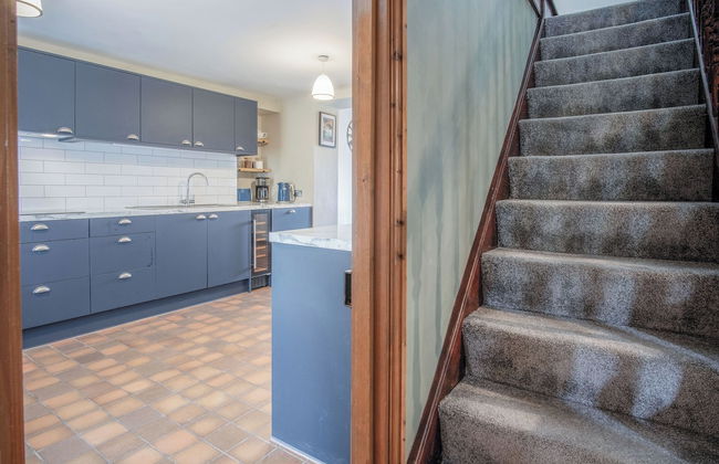 Hill House - 4 Bedroom - Llanrhidian - Photo 38