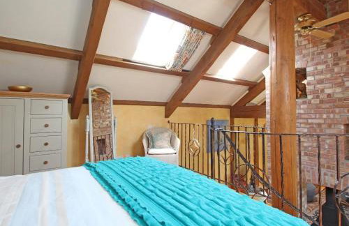 Summer House - Photo 16