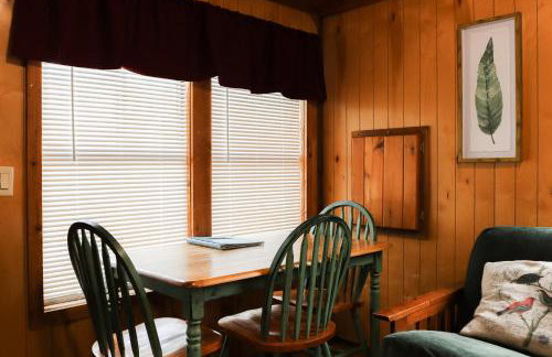 Lakeview Cedar Cabin - The Birds Nest - 1 - Foto 17