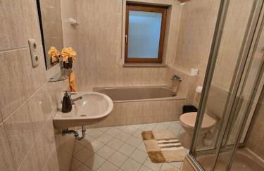 Sutra Home - Ottobrunn, Munich - Foto 8