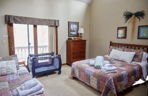 Rippling Waters close to Timberline ski slopes - Photo 30