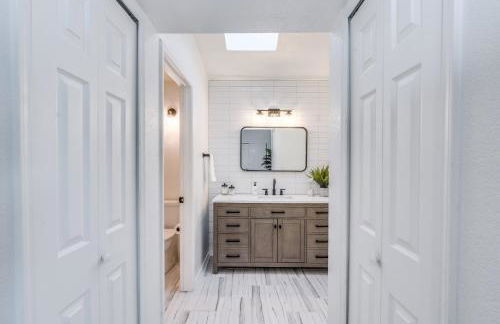 New! Modern • Family Friendly • The Desert Nest - Foto 13