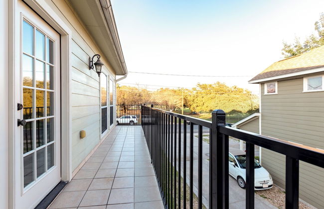 Upstay-2-Home Complex for 18ppl - Photo 27