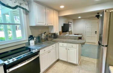 Magnolia Court Suites - Photo 74