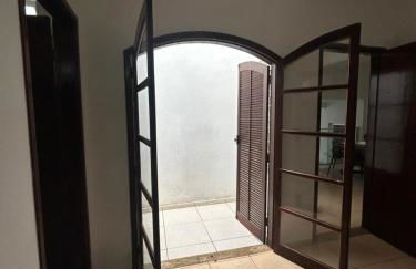 Casa aconchegante no caminho da fé, perto do lago - Foto 20