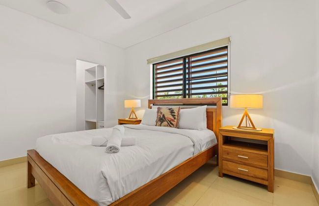 Yanti at Nightcliff Foreshore Pool Shops Cafe - Foto 17