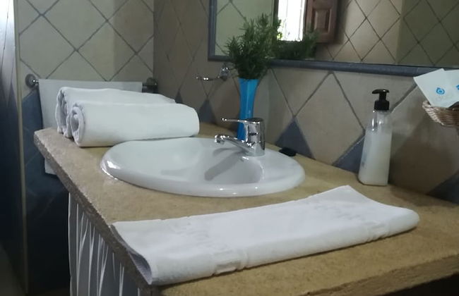 Cuevas la Chumbera - Foto 23