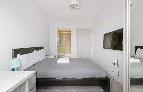 Canning Town 2 Bed Apartment - Foto 7