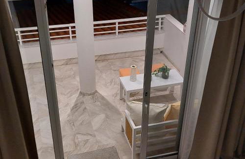 Nefeli Seaside Apartment Elegant Stay Near the Beach - Foto 24