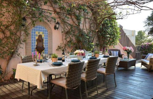 Villa Sitges Julia Vista Espectacular 2 k m s de la Playa Comoda & Area Tranquila Amplitud interior y plana - Foto 5