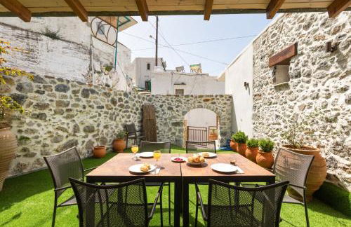 Mirthia Apartments - Photo 4