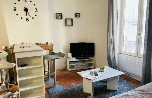 Départ tardif appartement T2 avec 1 chambre centre Orléans - Foto 1