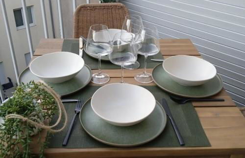 'L'Élégant' Studio Centre, Parking privé, Clim, Terrasse - Foto 16