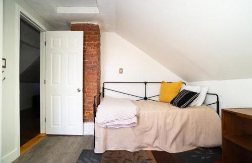 Walk to Eats, Shops and More Prime Providence Stay! - Foto 20