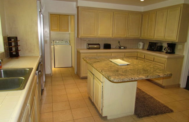 4 Bedroom Celebrity House with Pool & City View - Foto 9