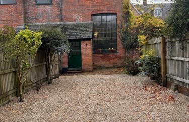 Unique garden flat in converted chapel - Hungerford - Foto 11