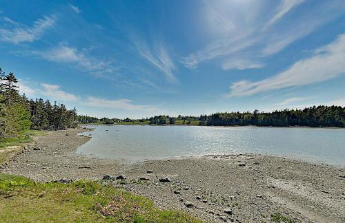 Noonie's Nest Waterfront Cottage on Mount Desert Isle - Foto 25