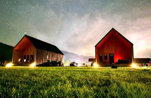 Wildflower Walk at Three Suns Cabins - Foto 24