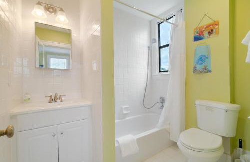 Palm Beach Island Condominiums - Photo 8