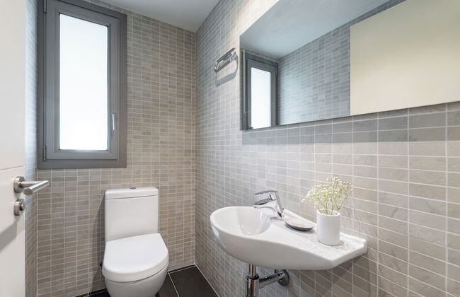 Aspasios Paseo de Gracia Apartments - Photo 43