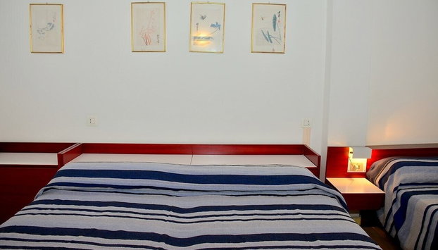 Beachfront Two-room Flat With Side sea View - Foto 5