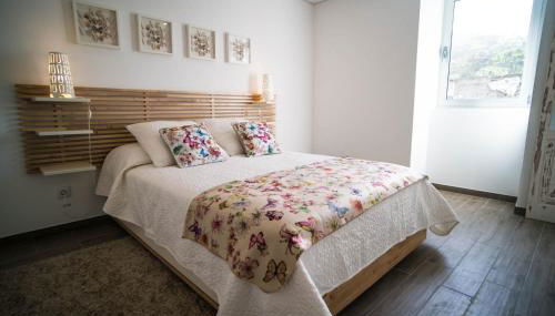 Islet House - Photo 3