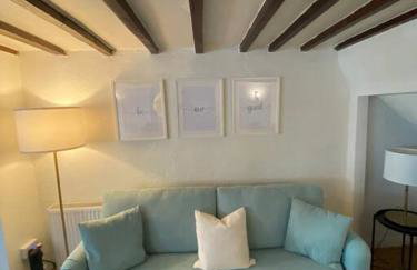 1750's cottage with open fire and beams - Foto 4