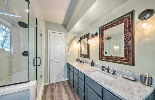 Unique and Modern Alto Home with Private Hot Tub! - Foto 20