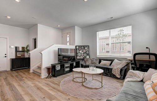 Downtown 1 mi Sleeps 6 wRooftop 3BR 4BED New built Modern Stylish Luxury - Foto 55