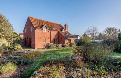 4 Bed in Melton Constable oc-77924 - Photo 1