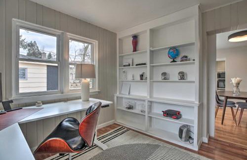 Home with Office and Yard 25 Mi to Downtown Chicago! - Foto 11