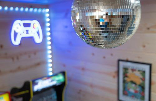 The Wilderness Cabin - Shenandoah Getaway - HotTub, Arcade, RiverAccess - Foto 55