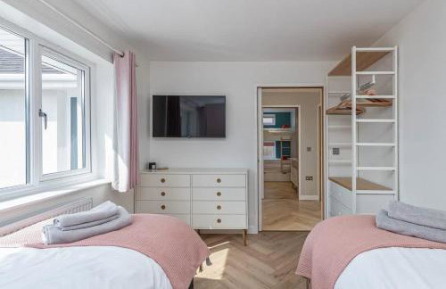 Family-Friendly Retreat between Beach & Mountains - Foto 18