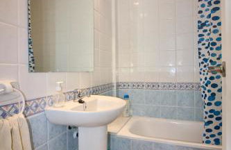 Apartamento con piscina y vistas al mar Aguamarina 36 - Photo 18