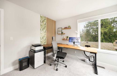 Modern 4BR Family Oasis - Treehouse Bunk &Game Room - Foto 44