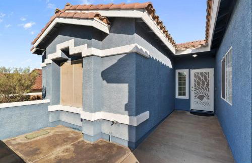 Bold Blue Retreat in Henderson - Foto 3