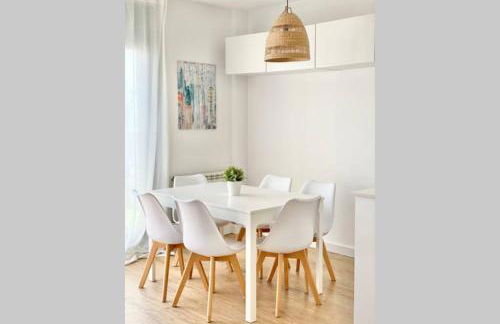 Ático con Vistas al Mar a un Paso del Centro - Foto 65