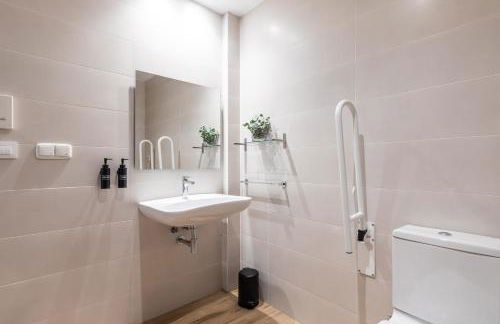 Moontels Mercado de Ruzafa - Photo 52