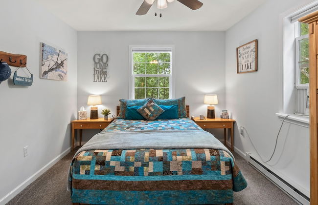 Ridge Retreat by Avantstay Game Room Covered Porch Fire Pit - Photo 23