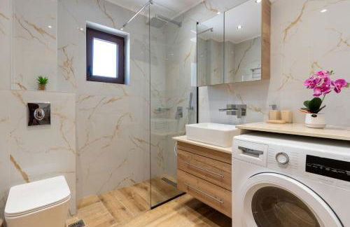 Brikis Villa 1 - With Private Pool - Foto 40