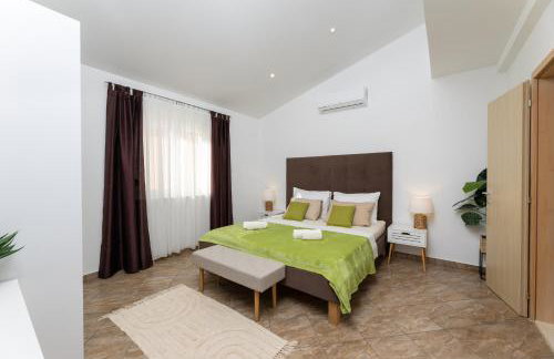 Beautiful Holiday Home "Villa Luka" - Foto 6