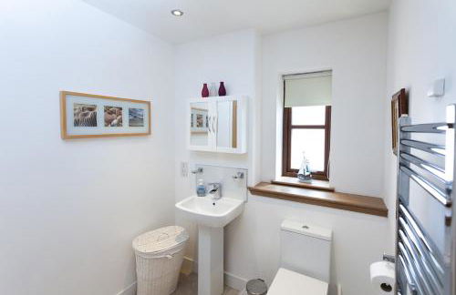 2 Eden at Williamscraig Holiday Cottages - Photo 11