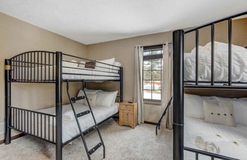 Moose Tracks Cabin - Hot Tub BBQ Billiards Groups - Foto 34