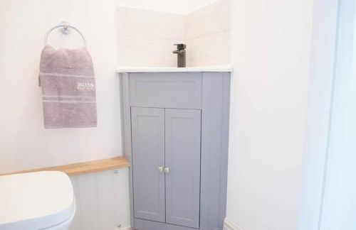 The Croft a lovely town house in the centre of Holt with free PARKING for two cars - Photo 26