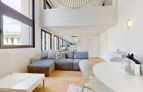 T3 en Duplex au Centre ville avec parking - Foto 3